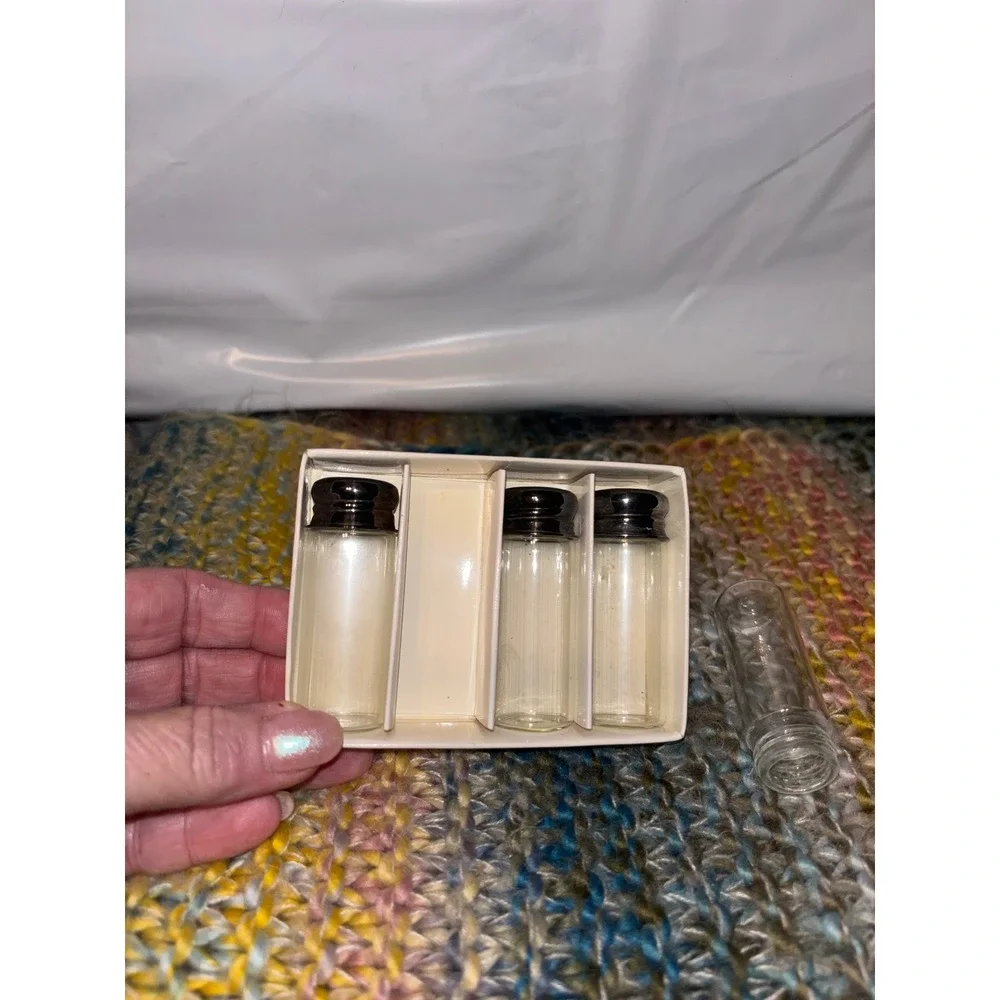 Williams Sonoma Salt & Pepper Shakers Set 3544533